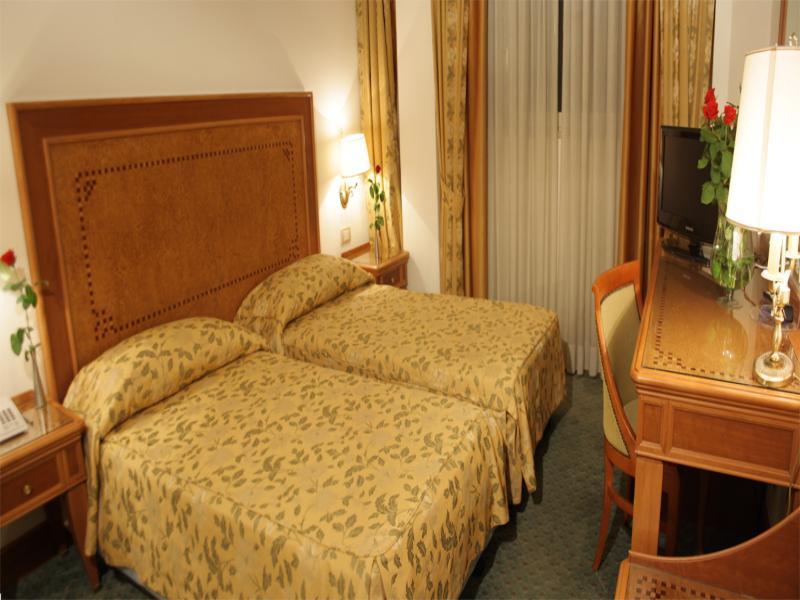 Sunrise Hotel Rzym Zewnętrze zdjęcie