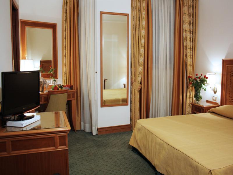 Sunrise Hotel Rzym Zewnętrze zdjęcie